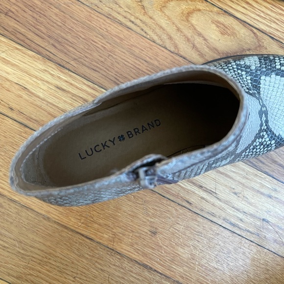 Lucky Brand Basel Chinchilla Booties size 7M - Picture 4 of 8